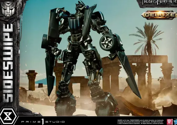 Museum Masterline Transformers / Dark of the Moon Sideswipe DX version