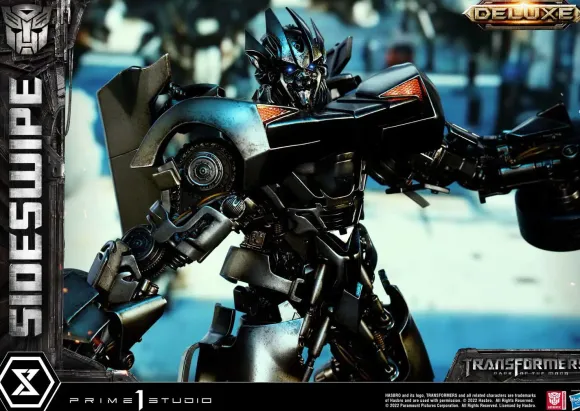 Museum Masterline Transformers / Dark of the Moon Sideswipe DX version
