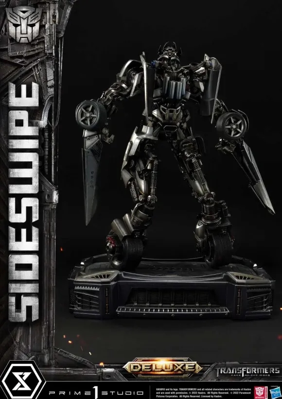 Museum Masterline Transformers / Dark of the Moon Sideswipe DX version