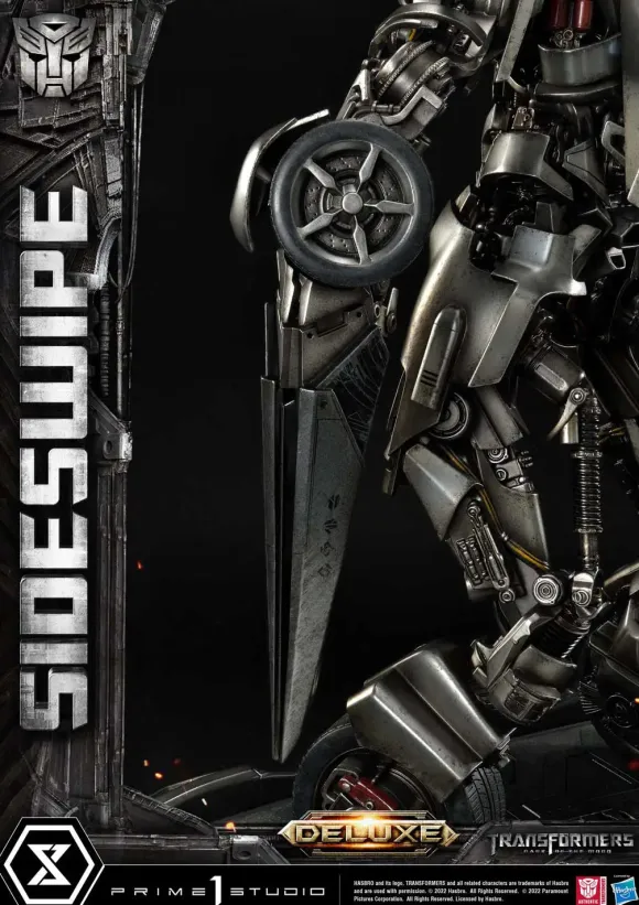 Museum Masterline Transformers / Dark of the Moon Sideswipe DX version