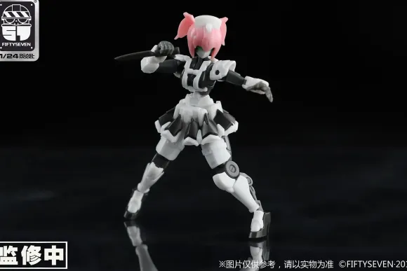 1/24 NUMBER 57 Armored Puppet Yui Plastic Model Kit