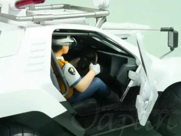 1/24 Patlabor Type 98 Command Vehicle Completed Model