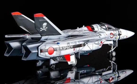 1/72 PLAMAX VF-1A/S Fighter Valkyrie (Hikaru Ichijyo's Fighter) (Macross: Do You Remember Love?)