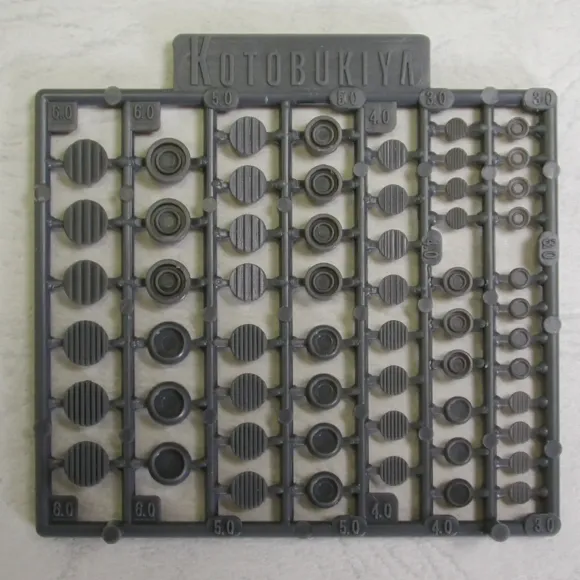Plastic Unit P120 Round Mold IV (Reissue)