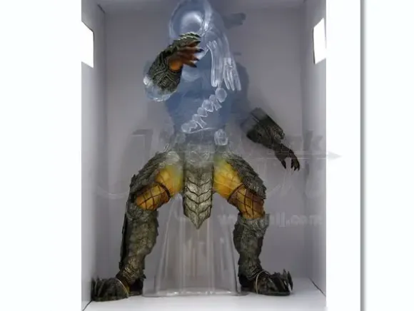 Predator Real Figure Premium Ver.: Optic Camouflage Ver.