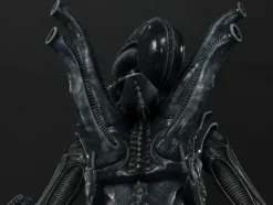Premium Masterline Dark Horse Comics Alien: Warrior Alien Statue PMDHAL-02DXS (with First-Release Bonus)