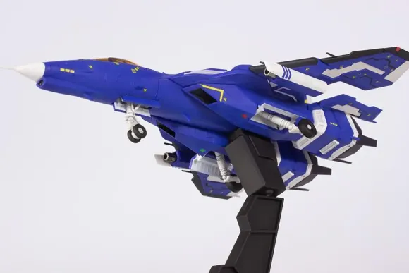 1/100 Raiden V Director's Cut FT-00004A Azuma (2P Color Ver.)