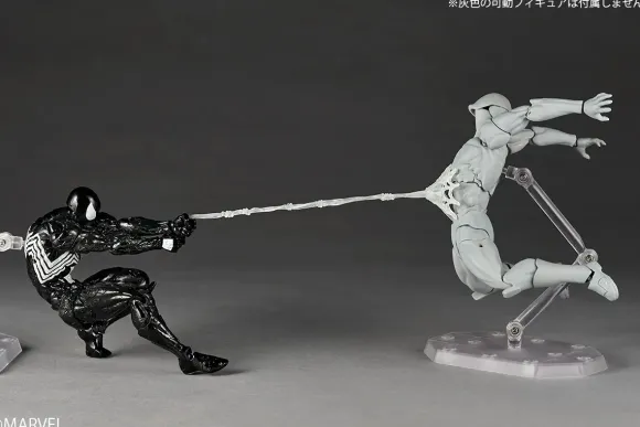 Revoltech Amazing Yamaguchi Symbiote Spider-Man