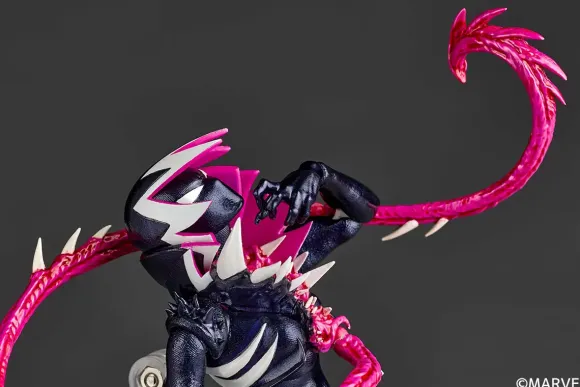 Revoltech Amazing Yamaguchi Gwenom