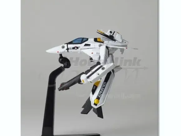 Revoltech Three Transformation Valkyrie VF-1S Roy