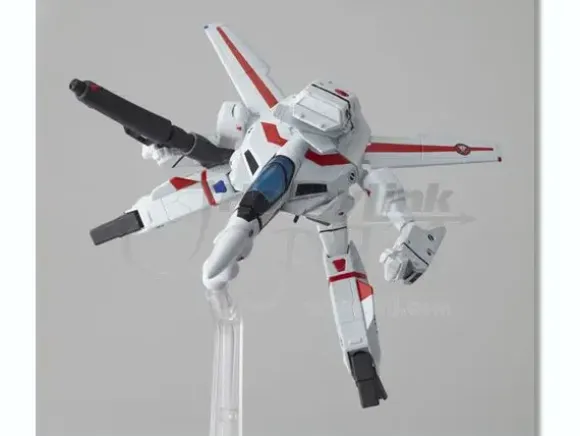 Revoltech Valkyrie VF-1J Hikaru Ichijo