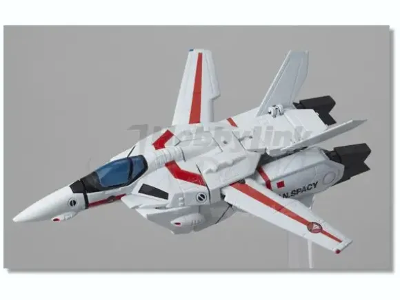 Revoltech Valkyrie VF-1J Hikaru Ichijo