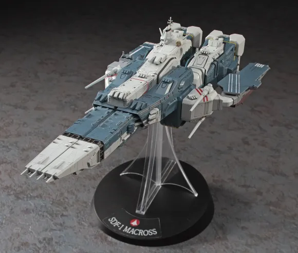 1/4000 SDF-1 Macross Cruiser Fortress w/ Prometheus & Daedalus
