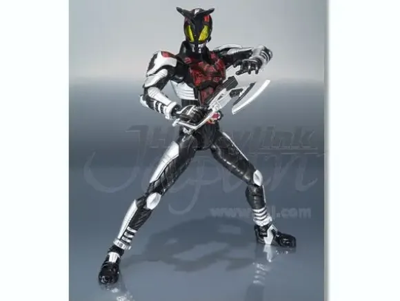 S.H.Figuarts Kamen Rider Dark Kabuto