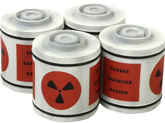1/48 Space 1999 Nuclear Waste Canister Parts (for MPC Eagle Transporter)