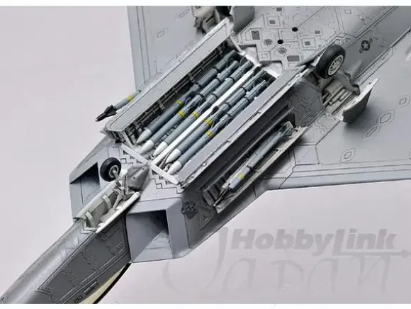 1/144 Starscream (Movie1) F-22A
