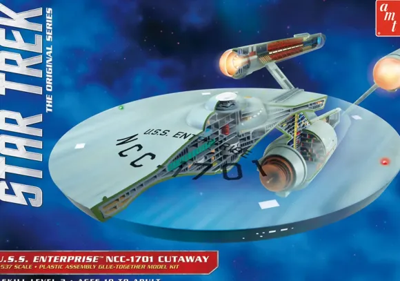 1/537 Star Trek Cosmic Strategy USS Enterprise Cut Away (Interior Reproduction) Model