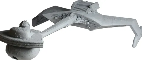 1/350 Star Trek Klingon K'T'Inga-Class Battle Cruiser I.K.S. Amar