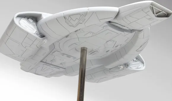 1/1000 Star Trek U.S.S. Defiant Unpainted Plastic Model Kit