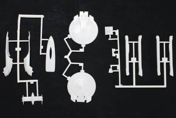1/2500 Star Trek U.S.S. Enterprise Box Set - Snapfit