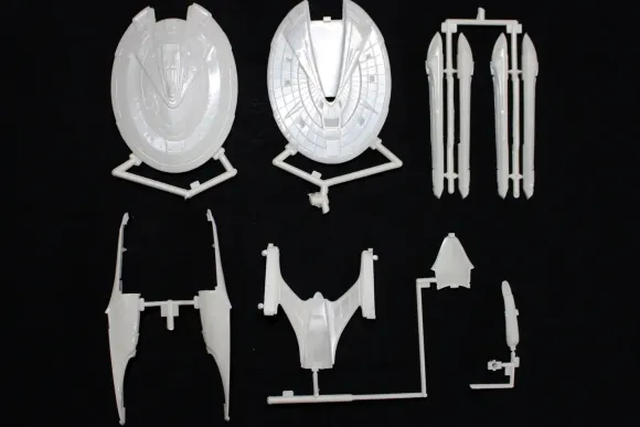 1/2500 Star Trek U.S.S. Enterprise Box Set - Snapfit