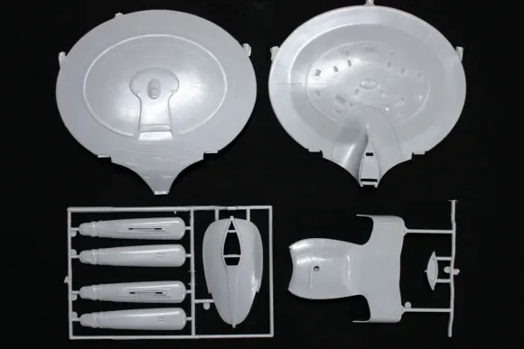 1/2500 Star Trek U.S.S. Enterprise Box Set - Snapfit