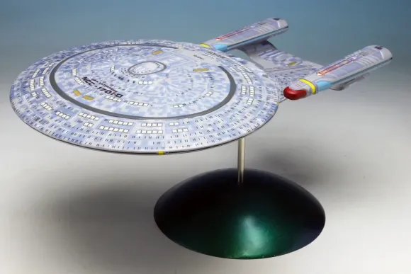 1/2500 Star Trek U.S.S. Enterprise Box Set - Snapfit
