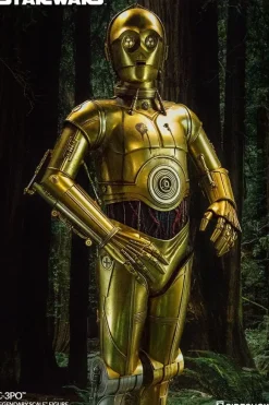 1/2 Star Wars Statue: Legendary Scale Figure C-3PO