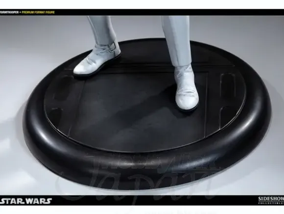 1/4 Storm Trooper Premium Format Figure