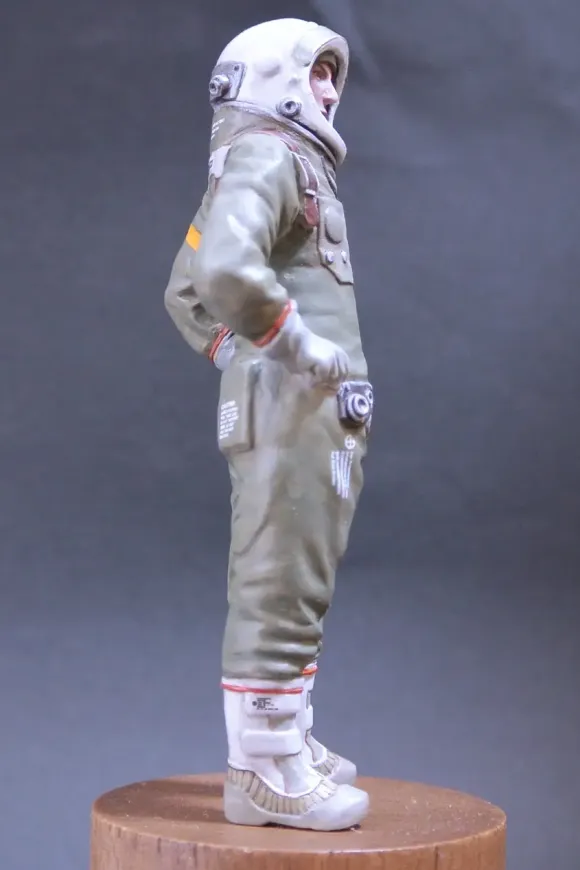 1/20 Strahl Astronautin