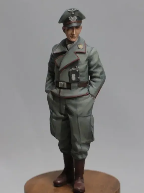1/20 Strahl Militar