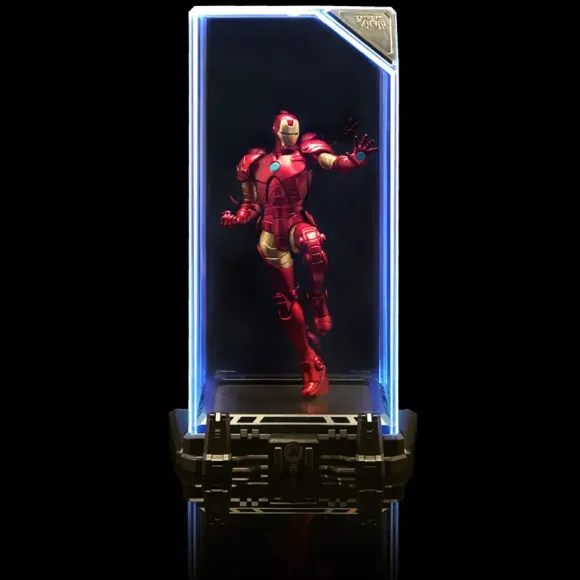 Super Hero Illuminate Gallery Collection 1: Iron Man