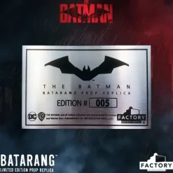 The Batman / Batman Batarang Prop Replica Limited Edition