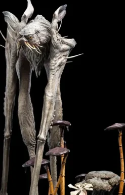 1/6 The Dark Crystal / Landstrider Statue