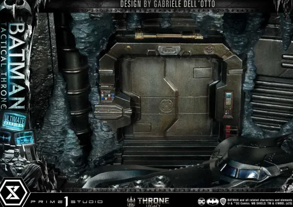 1/4 Throne Legacy Batman (Comics): Tactical Throne Design by Gabriele Dell'Otto Ultimate Edition