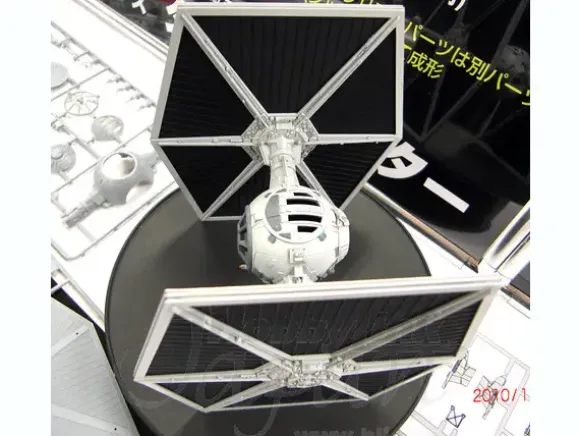 1/48 TIE Fighter