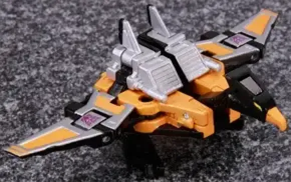 Transformers Masterpiece MP-16 Frenzy & Buzzsaw (Reissue)