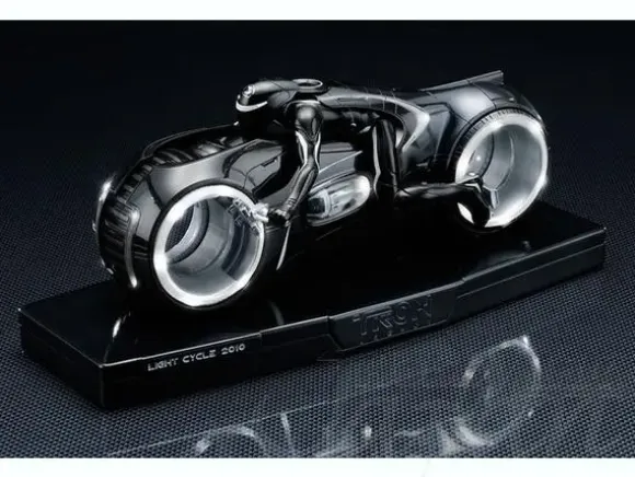 1/10 Tron: Legacy Light Cycle 2010 Die-cast Figure