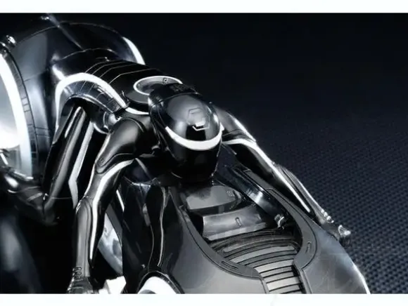 1/10 Tron: Legacy Light Cycle 2010 Die-cast Figure