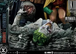 1/4 Ultimate Premium Masterline Batman: The Dark Knight III Master Race Batman & Robin Dead End Ultimate Edition