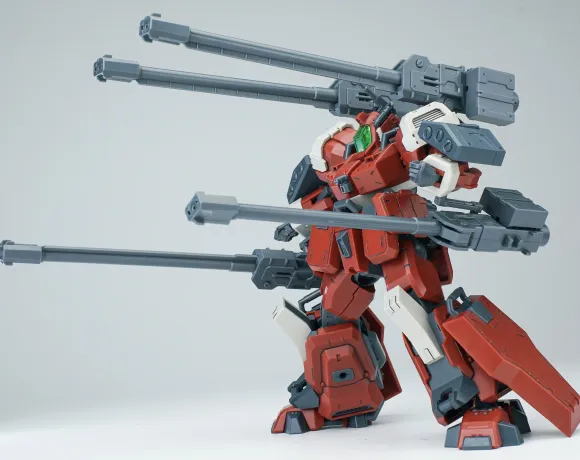 1/144 Ultra Action Trooper Gouma Plastic Model Kit (Red)