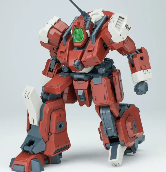 1/144 Ultra Action Trooper Gouma Plastic Model Kit (Red)