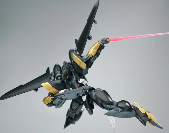 1/144 Ultra Action Trooper: Yun-Que Plastic Model Kit Black x Gold Ver.