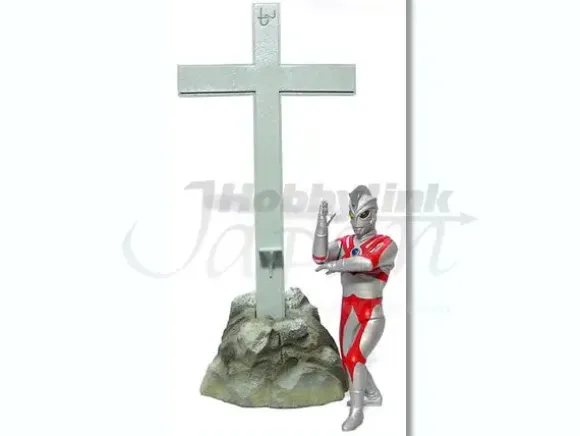 Ultraman Ace w/Cross (Ultraman Ace Golgotha Series)