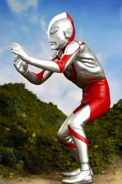 1/6 Ultraman A Type Finding Pose