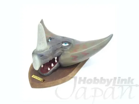 Ultraman Hunting Trophy Gomora PVC