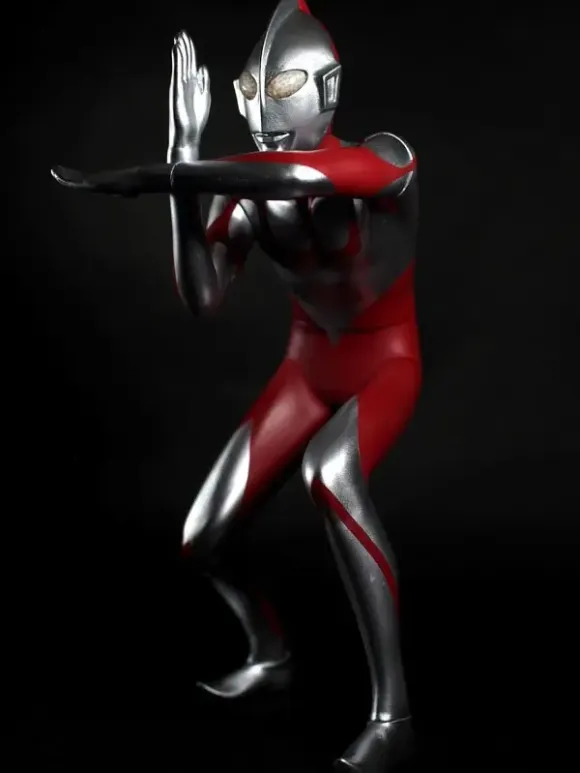 1/6 Ultraman (Shin Ultraman) Specium Ray Pose