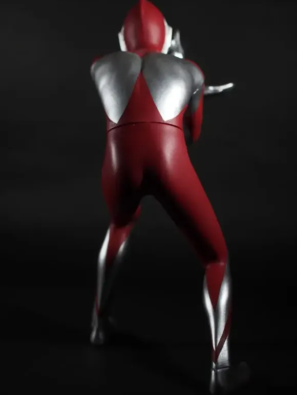 1/6 Ultraman (Shin Ultraman) Specium Ray Pose