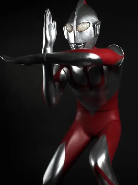 1/6 Ultraman (Shin Ultraman) Specium Ray Pose