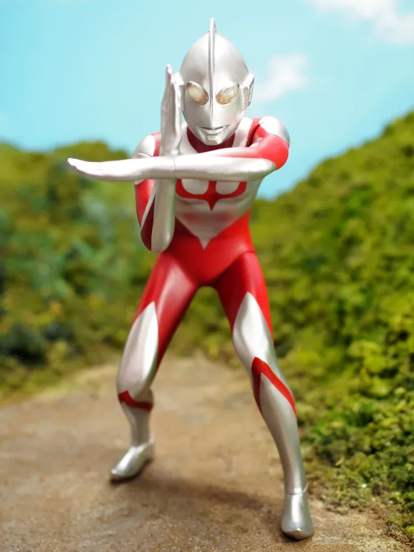 1/6 Ultraman (Shin Ultraman) Specium Ray Pose